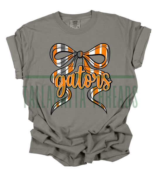 Gators Striped Bow | Comfort Colors | Tee